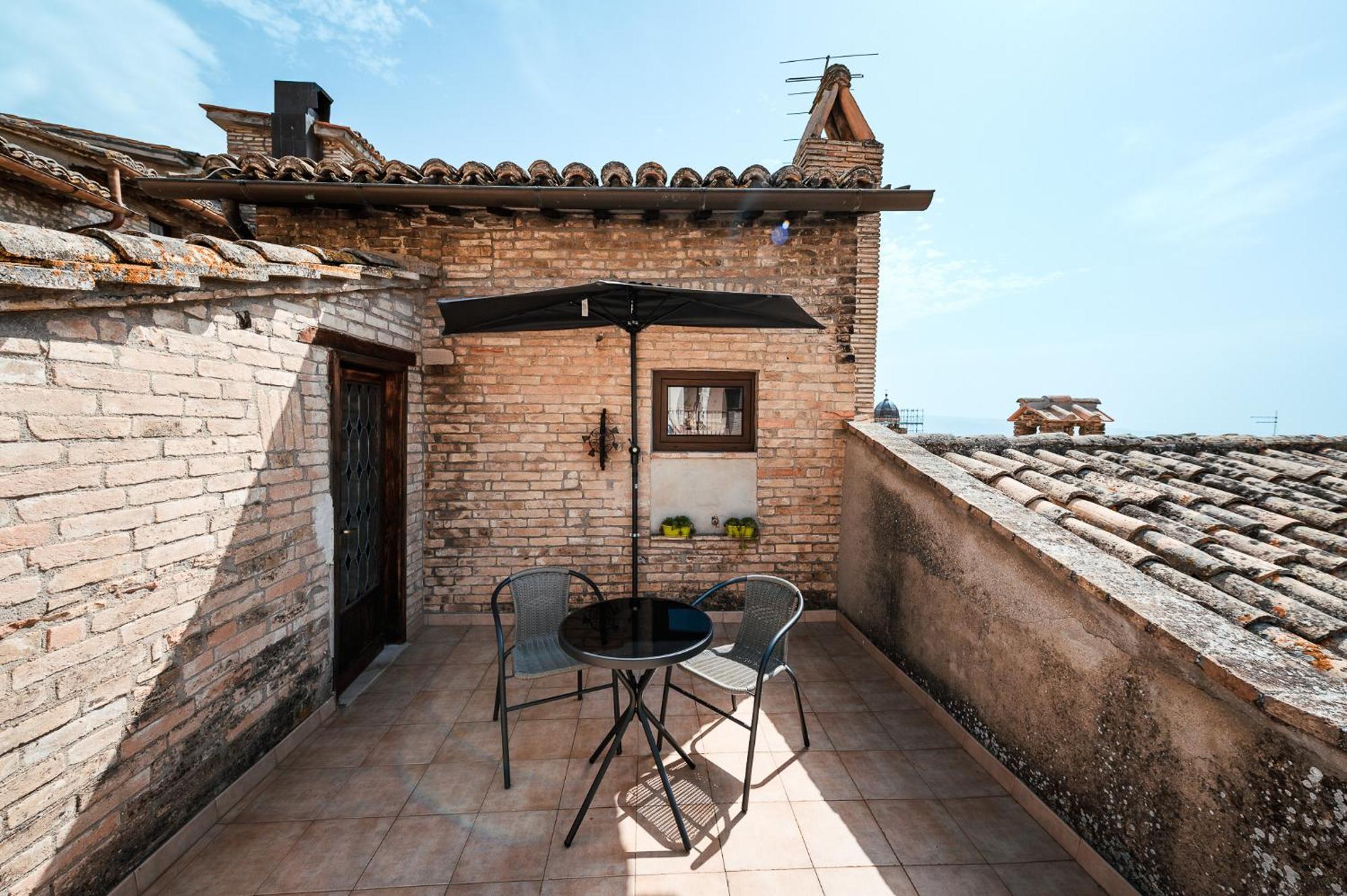 Roof Garden Rooms Assisi Buitenkant foto